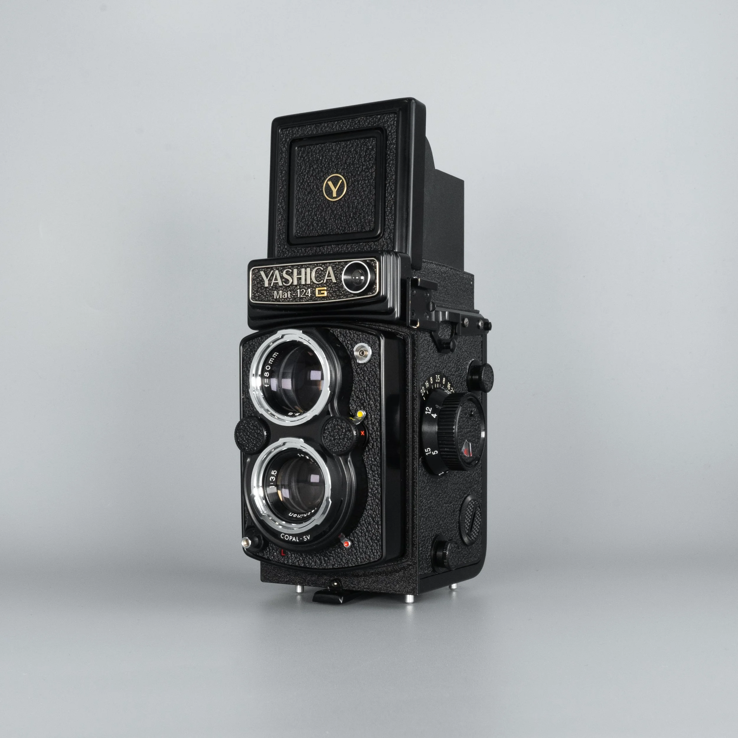 YASHICA Mat-124G 80ｍｍ F3.5 革ケース 二眼レフ 動作 YASHICA Mat-124G 80mm F3.5 革ケース 二眼レフ 動作